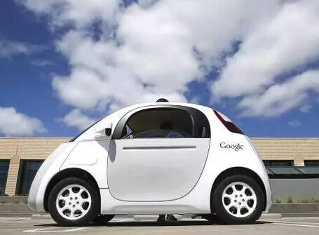 15 years after the private car almost extinct sharing unmanned and electric cars become mainstream
