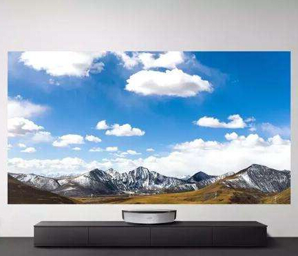What are the advantages and disadvantages of laser TV at this stage?