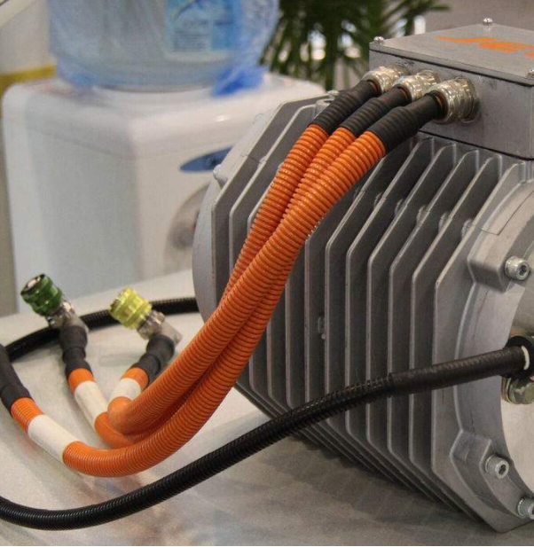 The motor can also be divided into a power motor and a control motor.